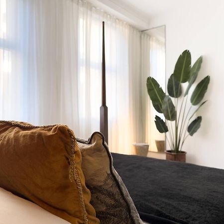 Апартаменти Tranquil Oasis W 100Inch Cinema & Hammock, By The Design Traveller Лондон Екстер'єр фото